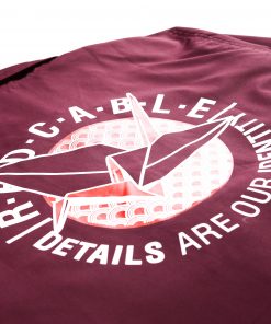 Alternative view of Hideo - Maroon