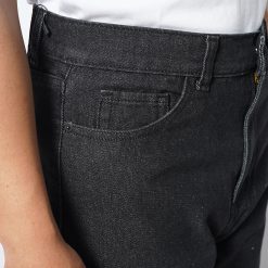 Alternative view of Jeremie - Black